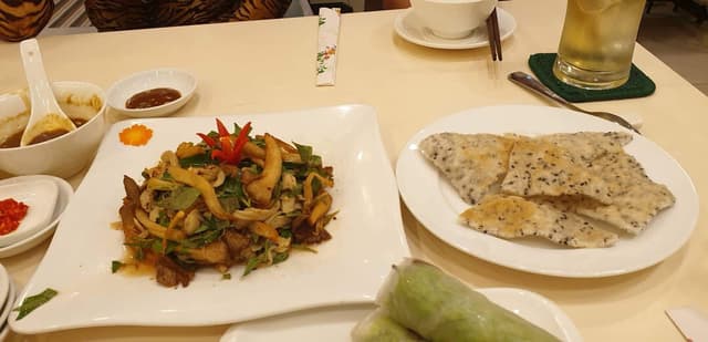 Photo of the dish “Hoa Dang salad”