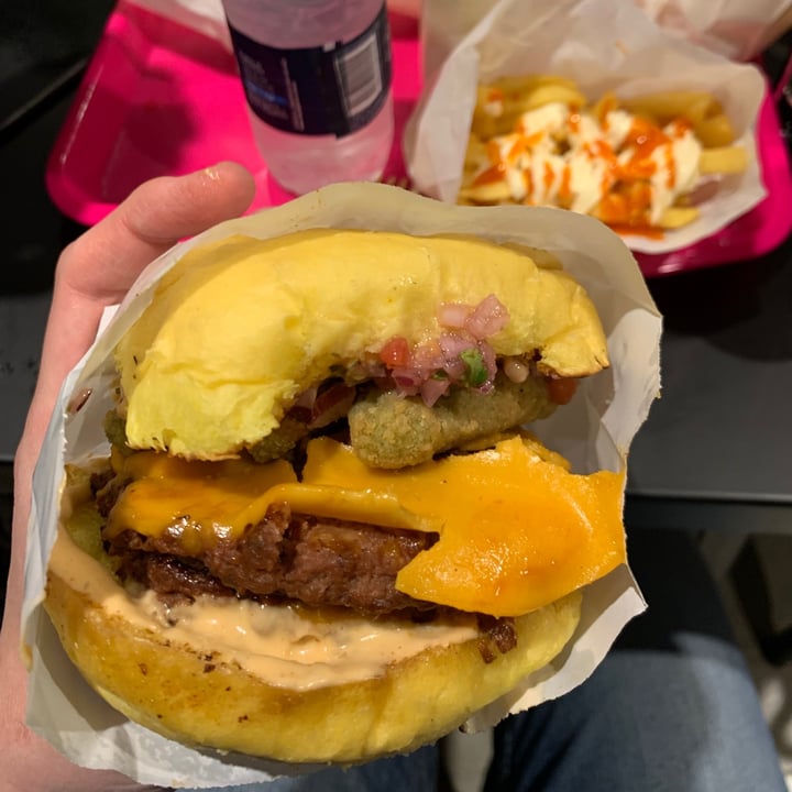 photo of VEGAN FOX Nanana Vurger shared by @santidg on  13 Nov 2021 - review