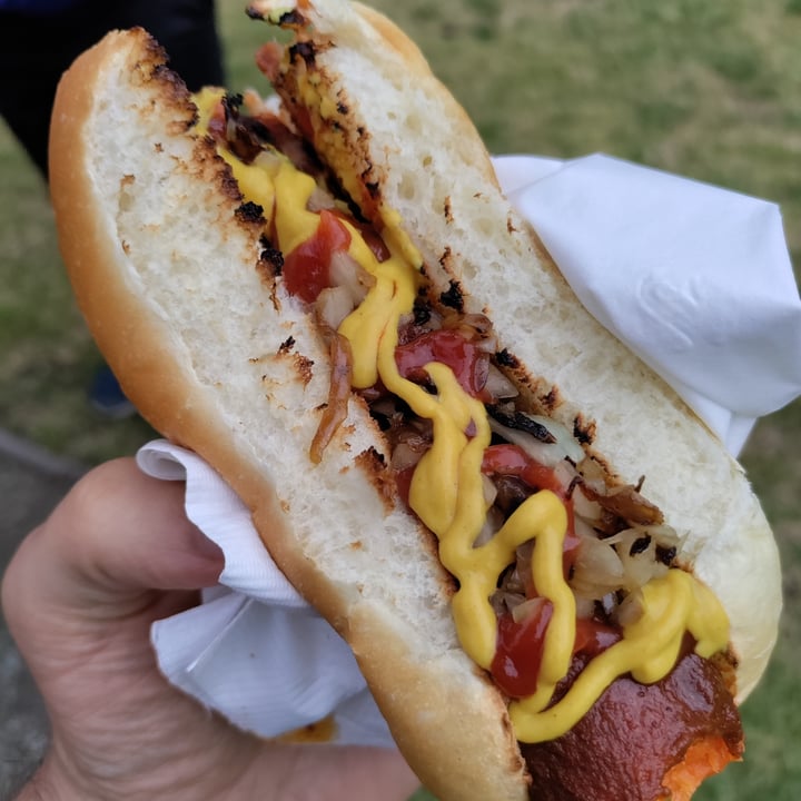 photo of Park ‘N Bite Vege Dog shared by @mikebroadhead on  21 Jul 2022 - review