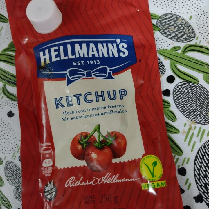photo of Hellmann’s Ketchup shared by @gemendez07 on  29 Jul 2021 - review