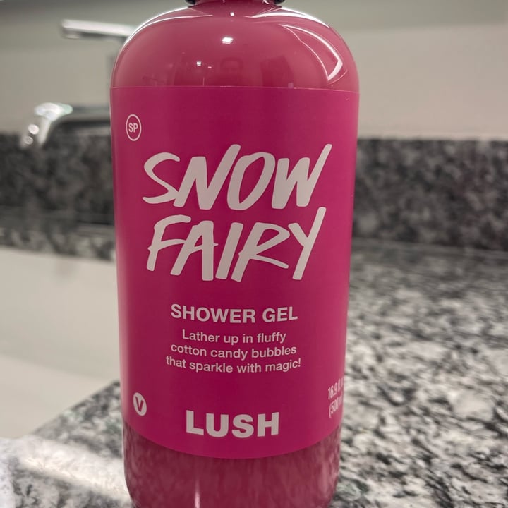 photo of LUSH Fresh Handmade Cosmetics Snow Fairy Shower Gel shared by @sangria on  04 Oct 2021 - review