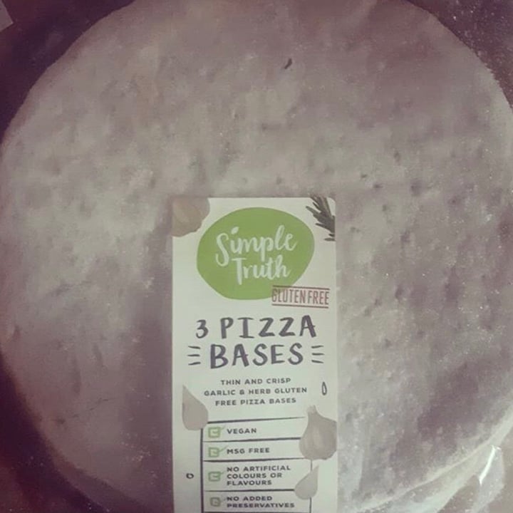 photo of Simple Truth Pizza bases shared by @plantpoweredpayalla on  05 Oct 2020 - review