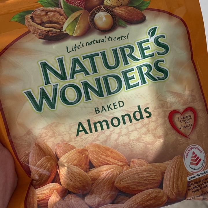 photo of Nature's Wonders Baked Almonds shared by @rlau on  09 Apr 2022 - review