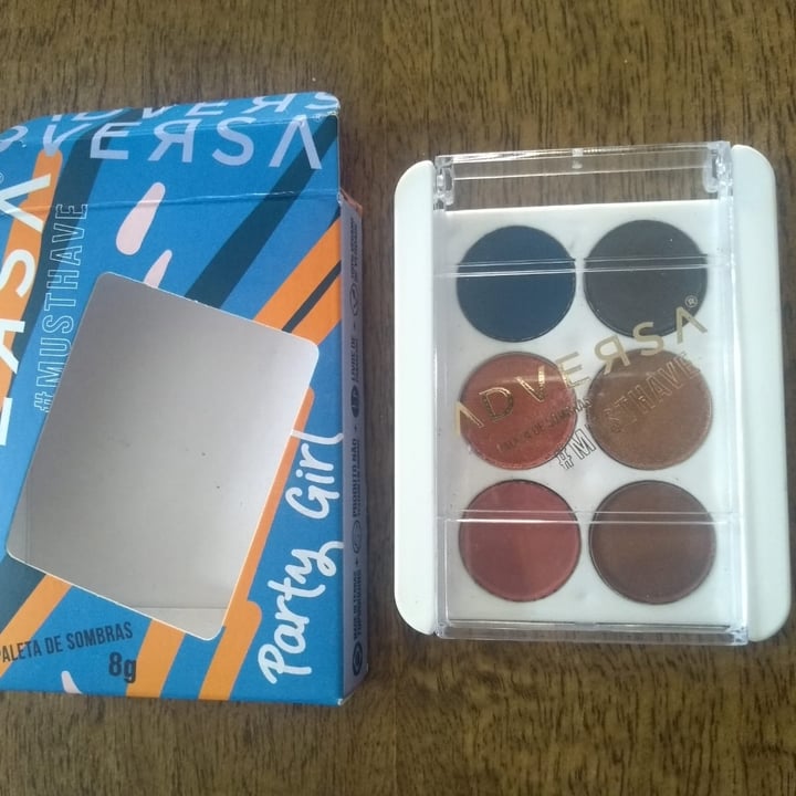 photo of Adversa Paleta de sombra shared by @darlanmacedo on  25 Jul 2022 - review