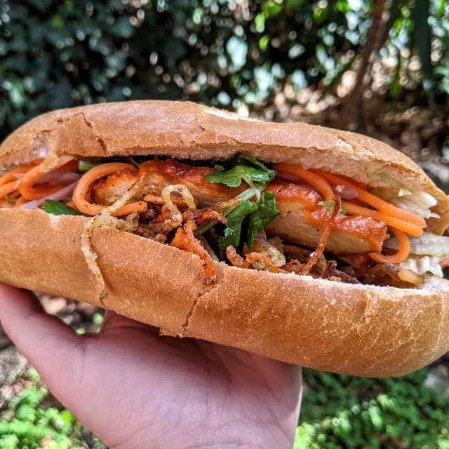 菜肴“Mixed Meat Vietnamese Roll”的照片