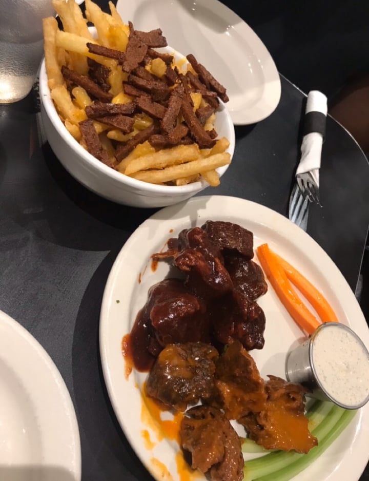 photo of Champs Diner Caulifire Wings shared by @lolyuki on  03 Jan 2020 - review