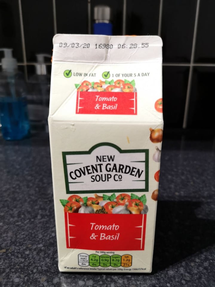photo of Covent garden soup Co. Tomato And Basil Soup shared by @twowheeledvegan on  16 Feb 2020 - review