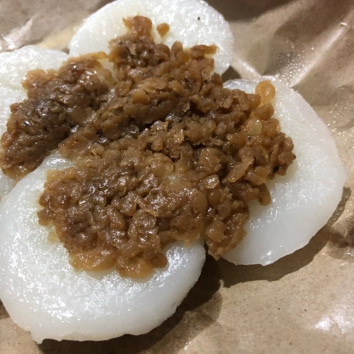 photo of Bedok Chwee Kueh 水粿 Chwee kueh shared by @soy-orbison on  14 Apr 2022 - review