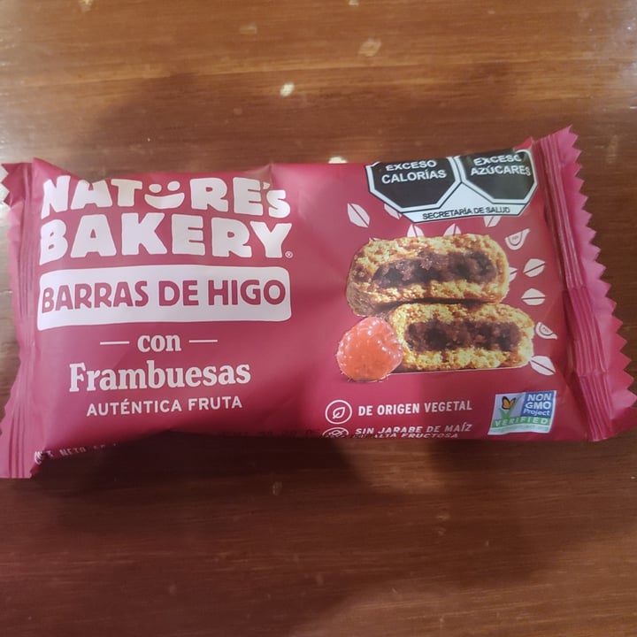 review photo of Nature's Bakery raspberry fig bar shared by @vianney on 10 Dec 2022 - review