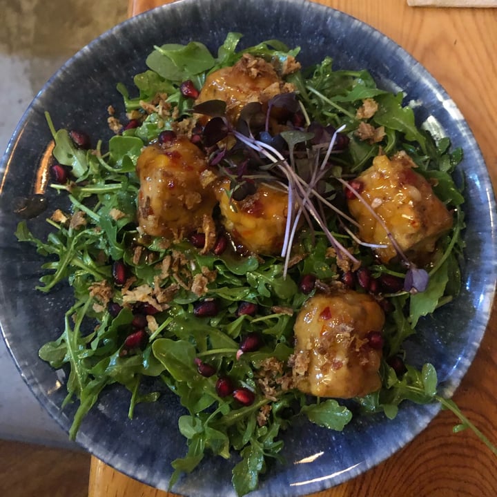 photo of The Food Temple sweet chili tempeh salad shared by @camillazita on  19 Dec 2022 - review