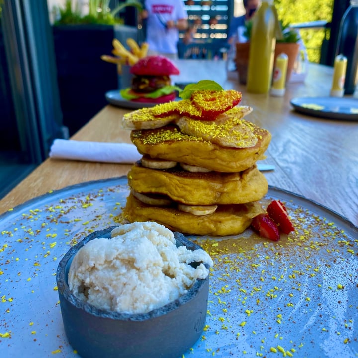 photo of Scheckter's RAW On Kloof Pumpkin Pie Flapjacks shared by @shinnaivisser91 on  03 May 2021 - review
