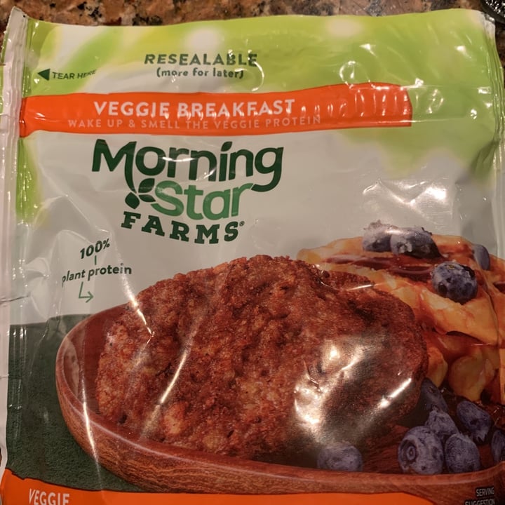 photo of MorningStar Farms Veggie Maple Flavored Sausage Patties shared by @goodeats2020 on  17 Aug 2021 - review
