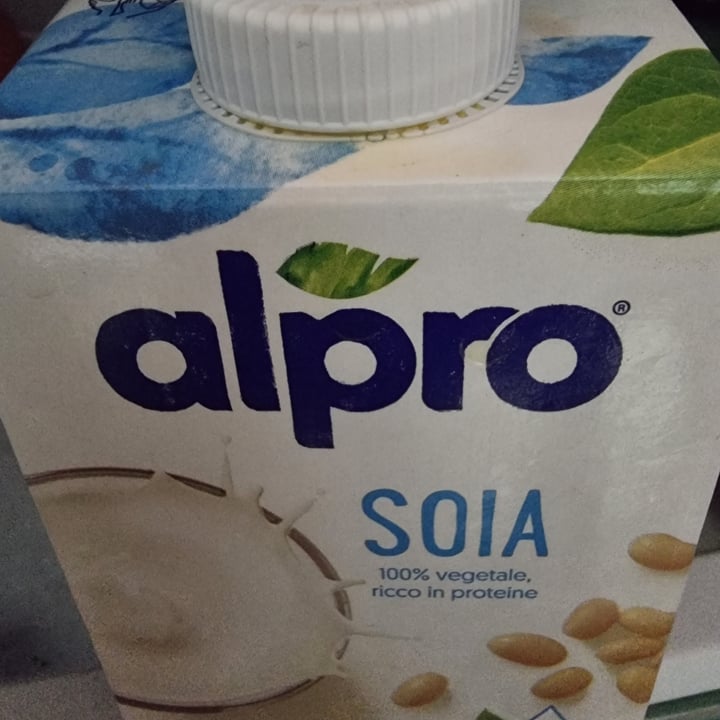 photo of Alpro 100% vegetale soia ricco in proteine shared by @maryvegandpassions on  08 Jul 2022 - review
