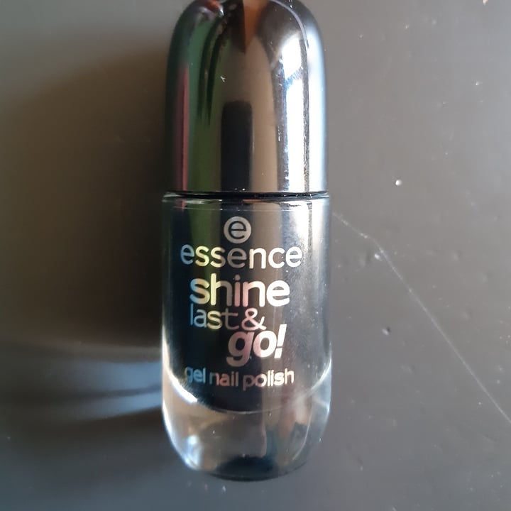 photo of Essence  Smalto Shine Last & Go 46 (Black is Black) shared by @ilabonvy on  13 Apr 2022 - review