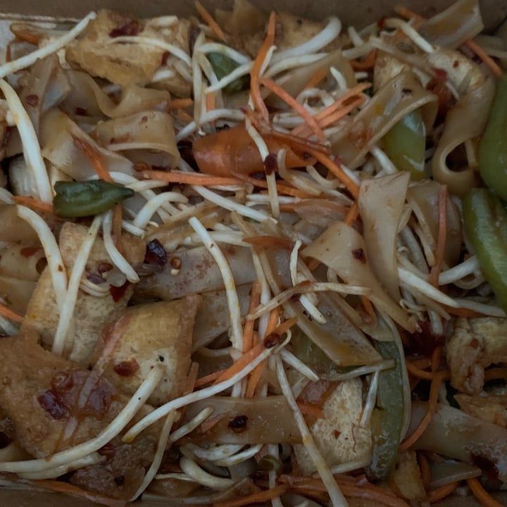 photo of Rush Hour Station Drunken Noodles shared by @jeremytheape on  16 Aug 2022 - review