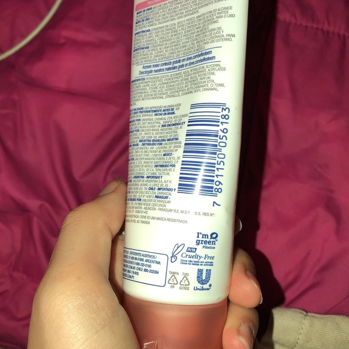 review photo of Dove espuma de limpieza facial exfoliación revitalizánte shared by @giulierba on 12 Oct 2021 - review