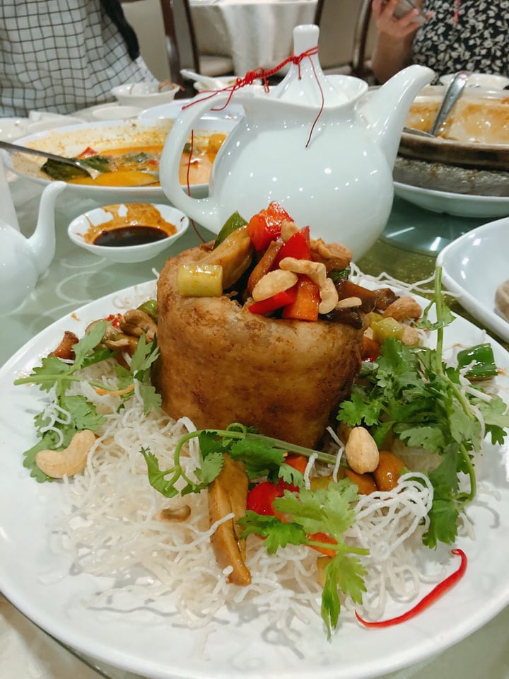 review photo of Miao Yi Vegetarian Restaurant Fragrant Buddha Bowl shared by @arunnersfuel on 02 Aug 2019 - review