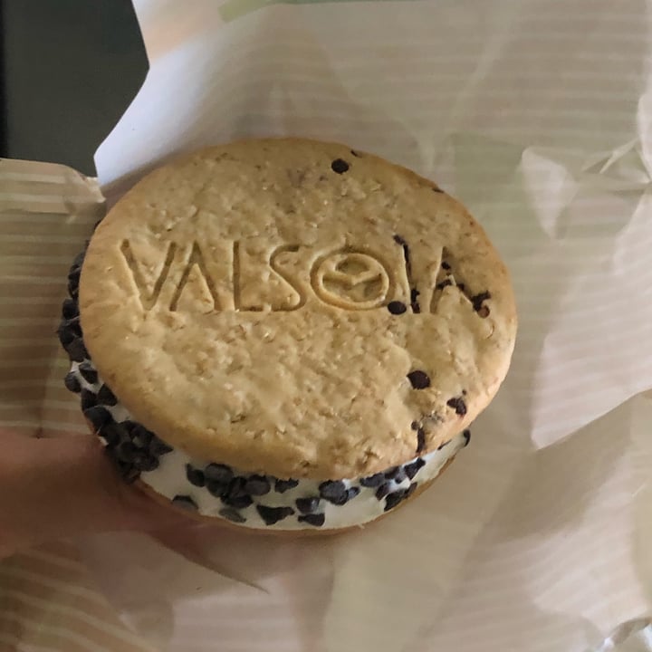 review photo of Valsoia Gran Cookie shared by @usby on 10 Jul 2022 - review