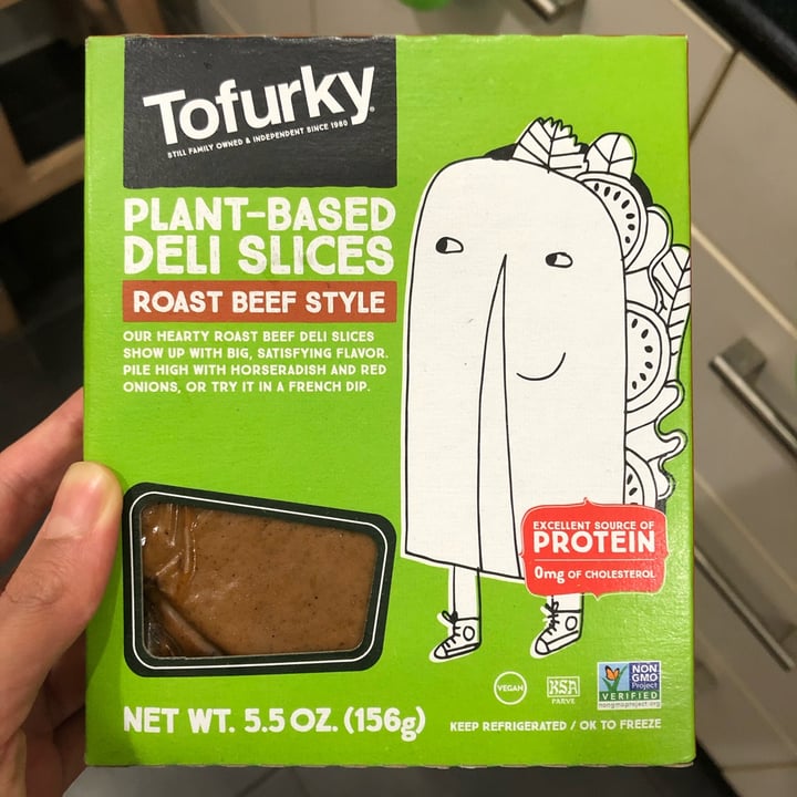 photo of Tofurky Plant-Based Deli Slices Roast Beef Style shared by @aishahalattas on  09 Dec 2021 - review