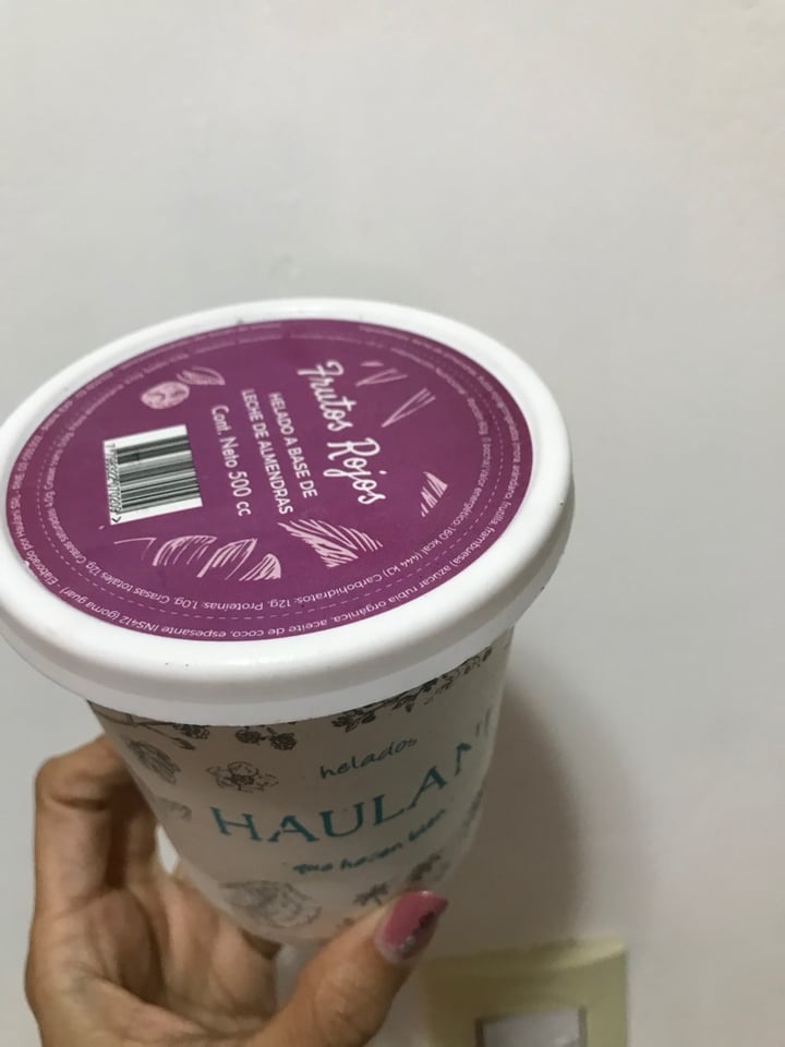 photo of Haulani Helado de Chocolate Blanco y Frambuesas shared by @rominanotero on  05 Dec 2019 - review