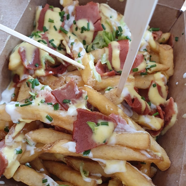 photo of THUNDER VEGAN FOOD Vacon Fries Cheese shared by @nereporte on  21 Nov 2020 - review