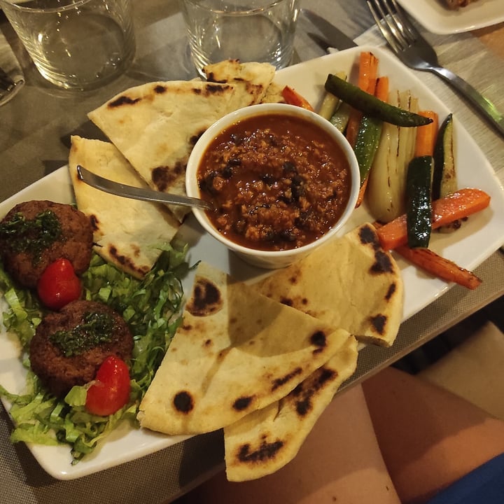 review photo of Wine Shop Tapa Della Terra shared by @michela06 on 05 Sep 2022 - review