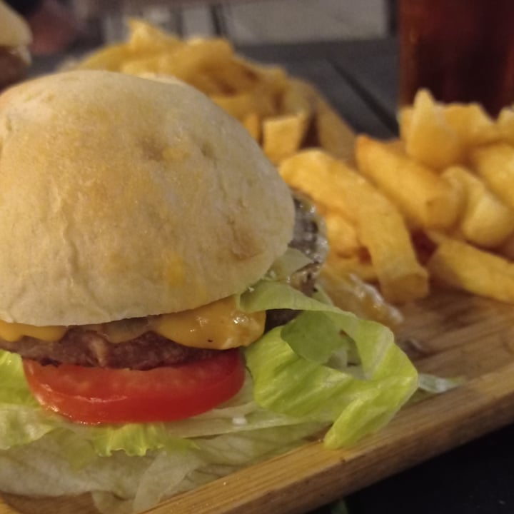 review photo of Parri Vegana Hamburguesa shared by @marcesalas on 01 Mar 2022 - review