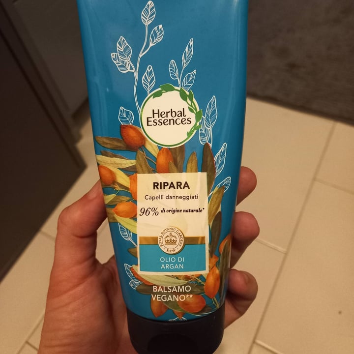 photo of Herbal Essences Balsamo olio di Argan shared by @amundi on  03 Jun 2022 - review