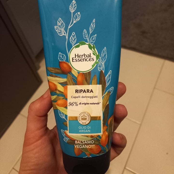 review photo of Herbal Essences Balsamo olio di Argan shared by @amundi on 03 Jun 2022 - review
