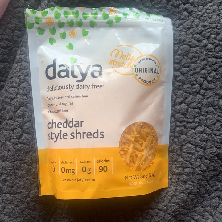 photo of Daiya Cheddar Style Shreds shared by @jordynszn on  28 Sep 2019 - review