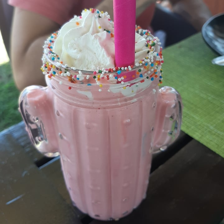 review photo of Asher's Corner Cafe @ Ashers Farm Sanctuary Strawberry Marshmallow Milkshake shared by @pleace13 on 31 Jul 2020 - review