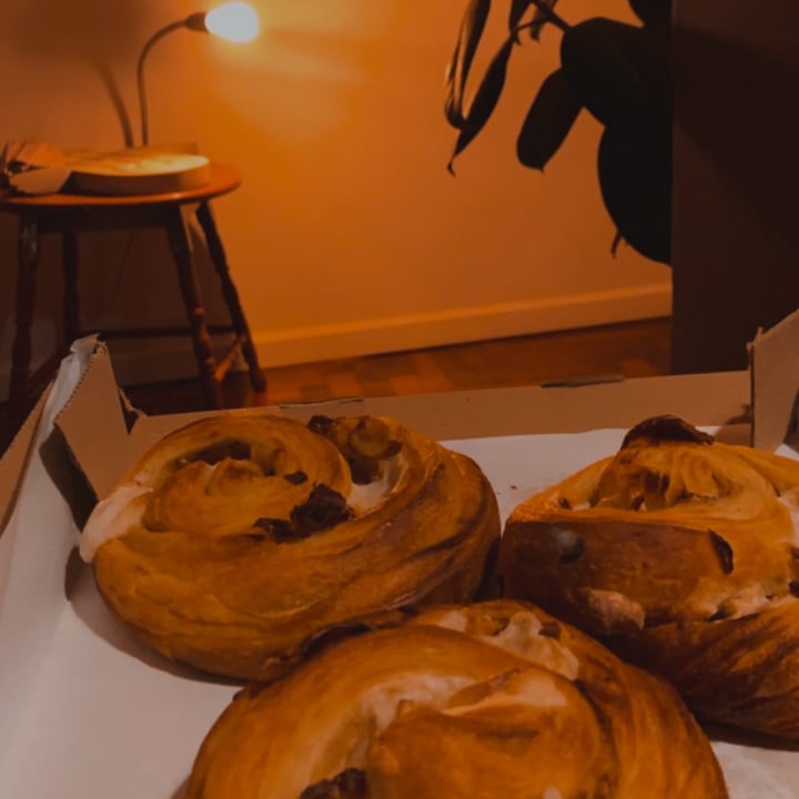 review photo of Vegan al Rescate Rolls De Papa, Cebolla Y Queso shared by @rolanz on 12 Apr 2021 - review