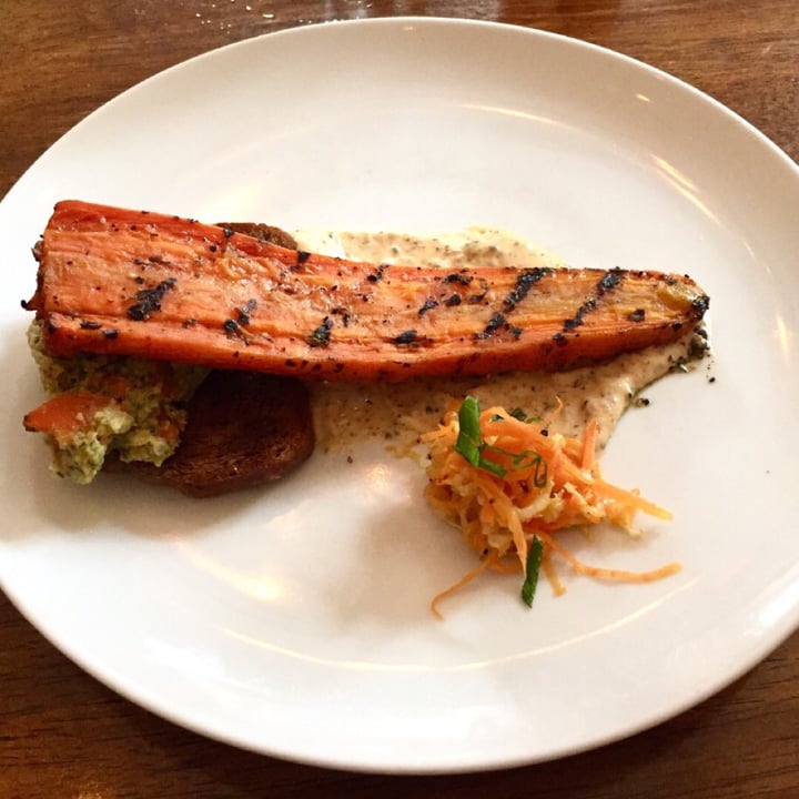 photo of Vedge Ssamjag glazed tofu shared by @lox on  11 Jul 2018 - review