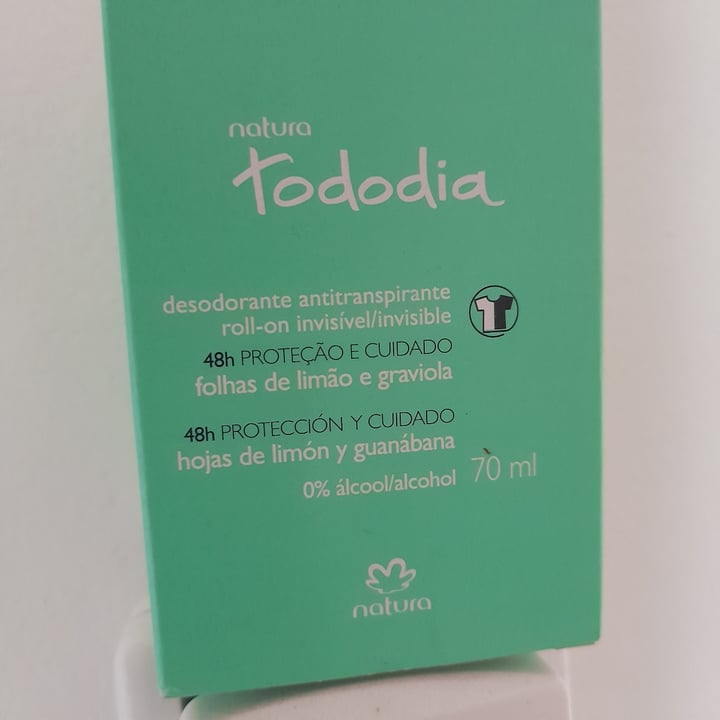 review photo of Natura Desodorante antitranspirante Hojas De Limón Y Guanábana shared by @luaaabril8 on 21 Nov 2021 - review