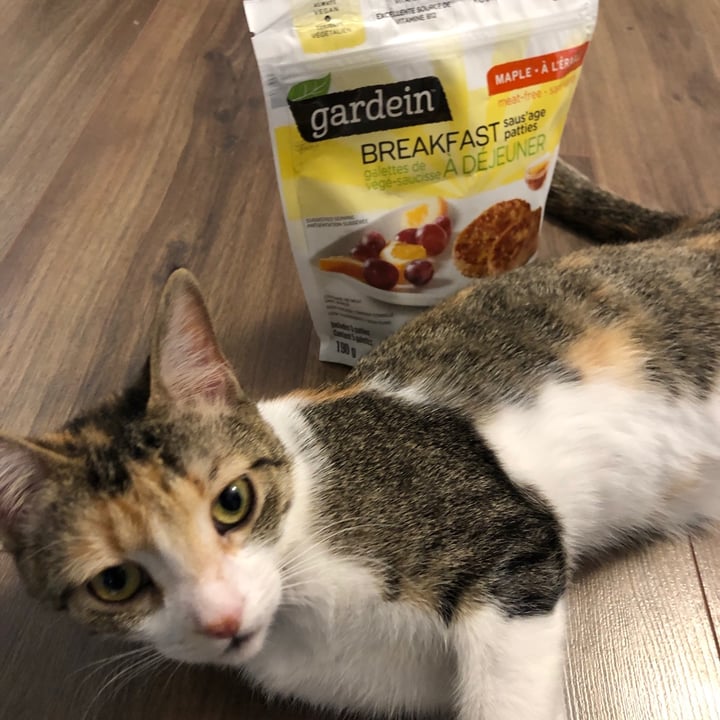 review photo of Gardein Breakfast Saus’age Patties Maple shared by @blessidthevegan on 09 Mar 2021 - review