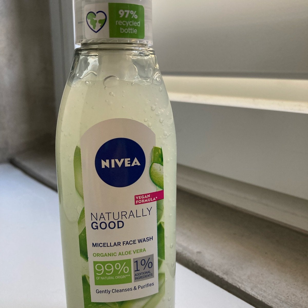 Nivea Naturally Good Micellar Face Wash Review | abillion