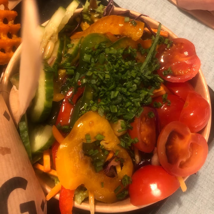 photo of Swing Kitchen Garden Salad shared by @hannnahbanana on  05 Apr 2022 - review