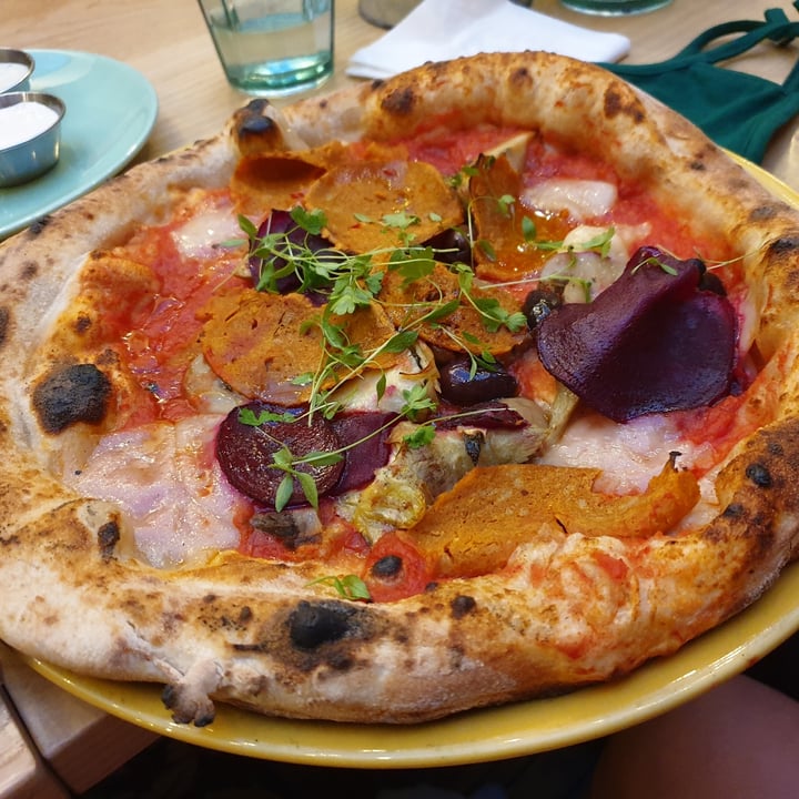 photo of Purezza - Vegan Pizza Camden Seasons4.Pizza1 shared by @jasminearchie on  10 Sep 2020 - review