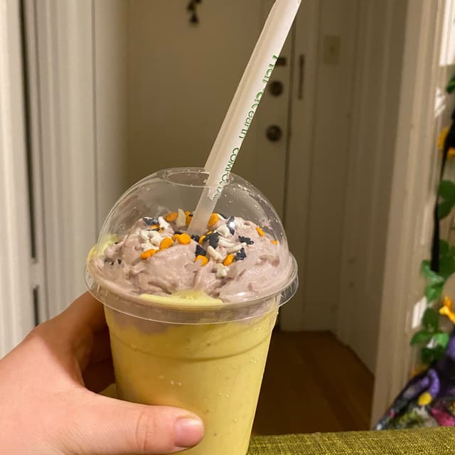 Photo of the dish “Candy corn milkshake”