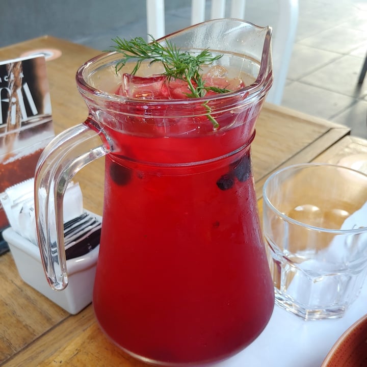 photo of Tea Connection - Caballito Limonada De Hibiscus shared by @lucis on  06 Aug 2021 - review