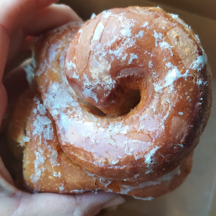photo of The Hippie Bakery Cinnamon Rolls shared by @ardora on  03 Oct 2021 - review