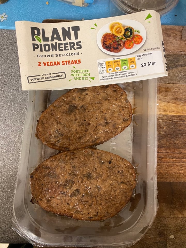photo of Plant Pioneers Vegan Steaks shared by @robsm95 on  18 Mar 2020 - review
