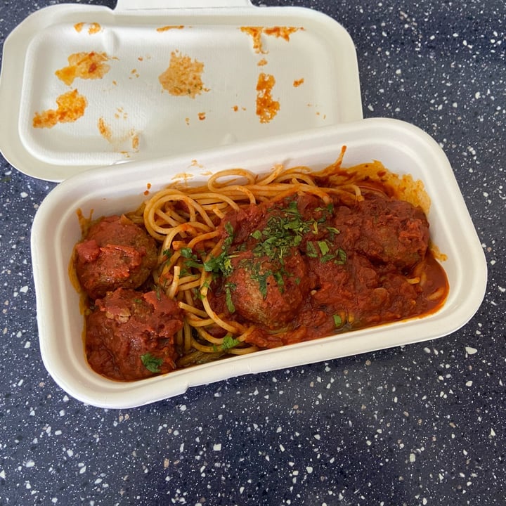 photo of Privé Tiong Bahru Impossible™ Meatball Spaghetti shared by @dafnelately on  07 Jun 2022 - review