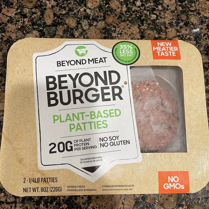 photo of Beyond Meat Beyond Burger Plant-Based Patties shared by @crica on  07 May 2022 - review