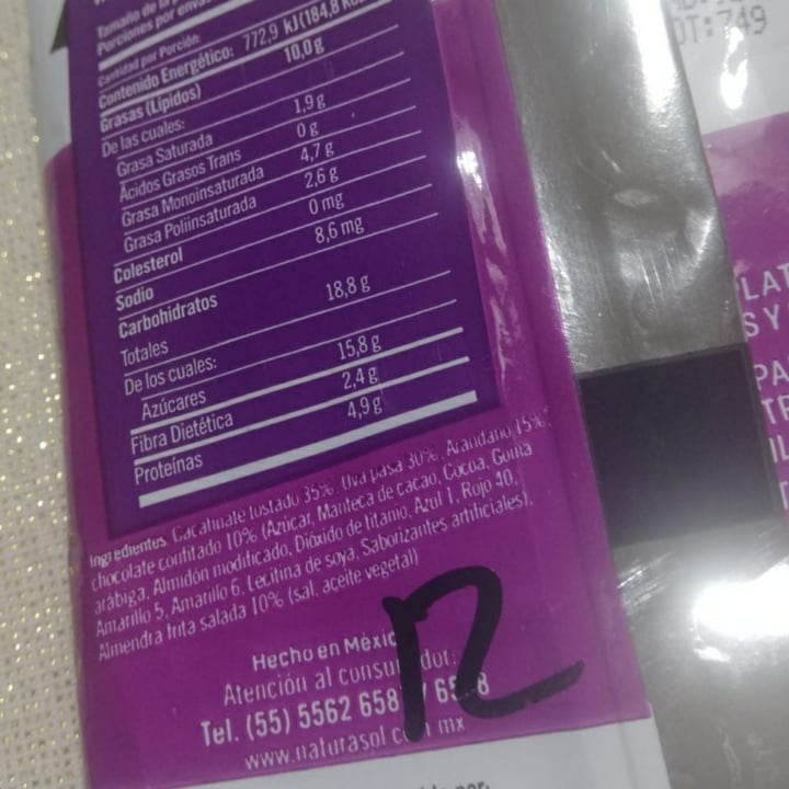 review photo of The Green Mountain Simply trail Mix shared by @ximenamachete on 13 Jul 2021 - review