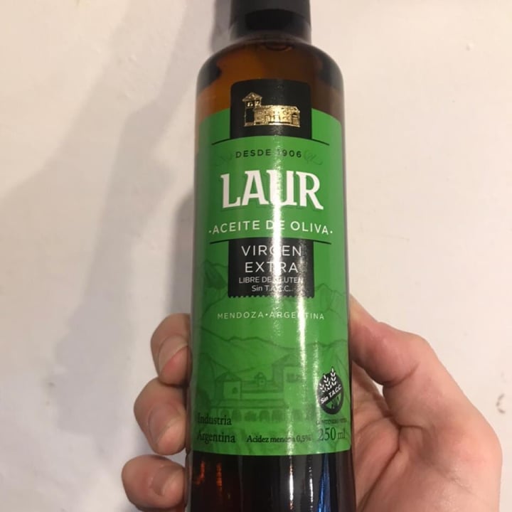 photo of Laur Aceite de oliva Virgen Extra shared by @catabuffarini on  07 Aug 2021 - review