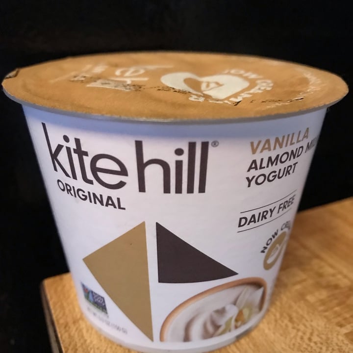 photo of Kite Hill Vanilla Almond Milk Yogurt Original shared by @lynno on  22 Sep 2022 - review