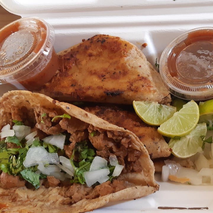 photo of Vida Atemporal Tacos Birria shared by @liskarlett on  24 Aug 2020 - review