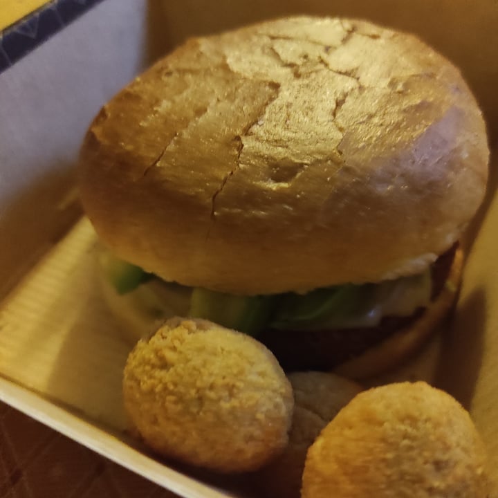 photo of Old Wild West Hamburger veg shared by @noemidip on  05 Jun 2022 - review