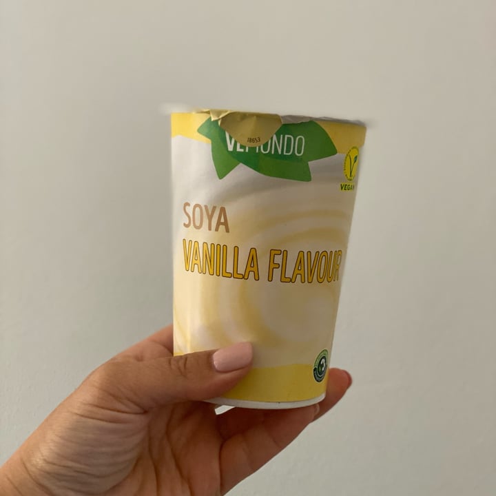 photo of Vemondo Soya Vanilla Flavour shared by @ilenialentini on  18 Apr 2022 - review